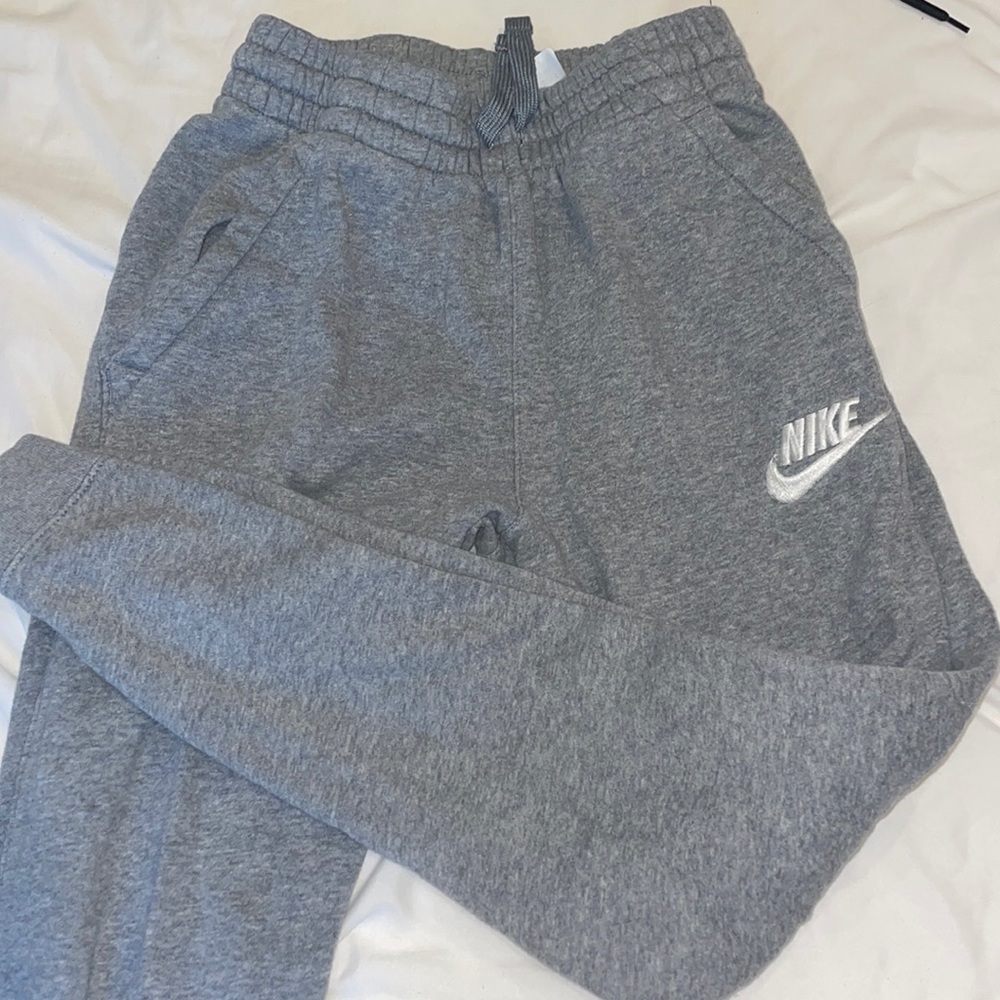 Grey nike sweat pants
